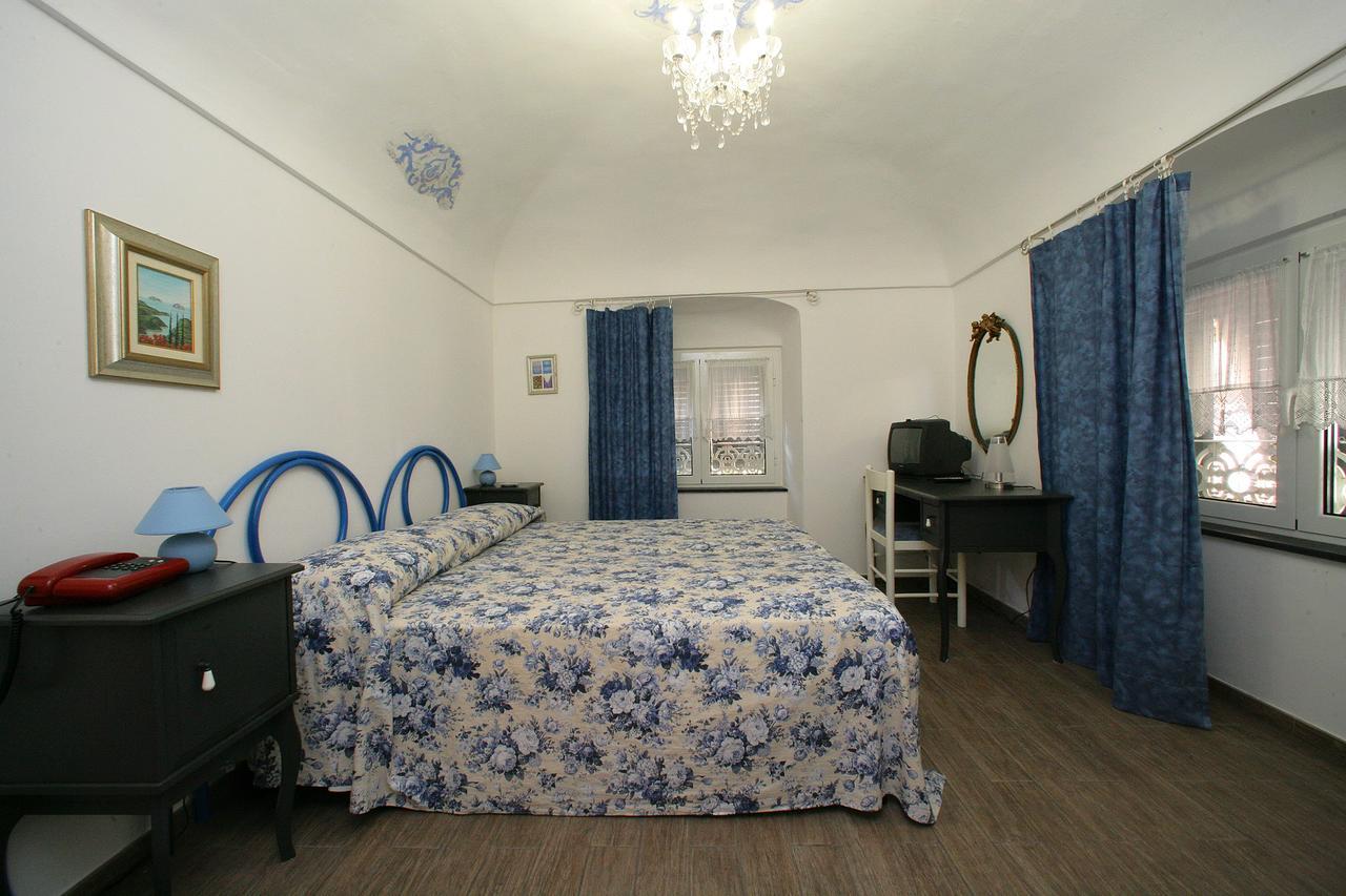 Hotel Sereno Cogoleto Extérieur photo